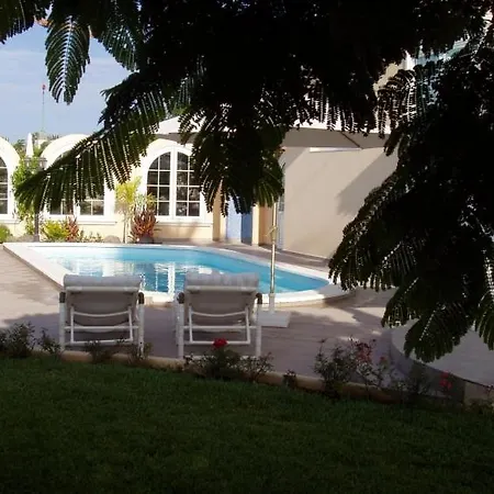 펜션 Sleeps 4 Pool Wifi